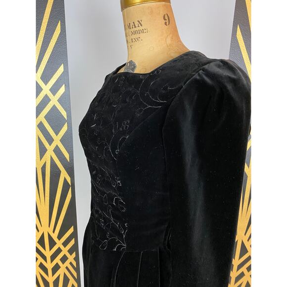 1980s black velvet embroidered Laura Ashley dress pleated puff shoulders 80s sm - Picture 6 of 10